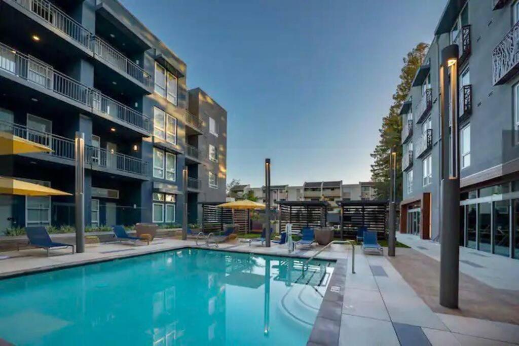 Modern Luxury Condo Fully Furnished In Mountain View, Ca - Close To Stanford & Google Pool, Gym And Hot Tub Εξωτερικό φωτογραφία